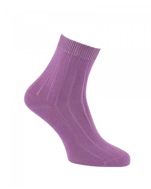 Chaussettes unies en coton mauve Chaussettes unies en coton mauve