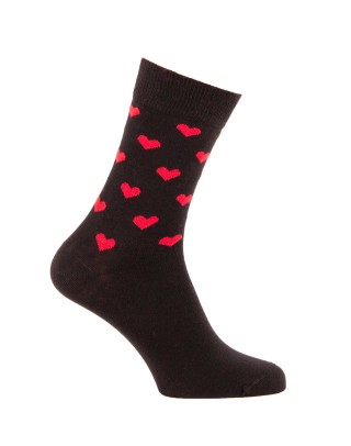 Chaussettes fantaisie avec des coeurs rouges sur fond noir